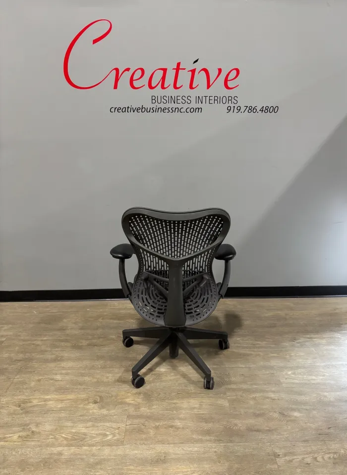 Herman Miller Mirrar Task Chair - Image 3