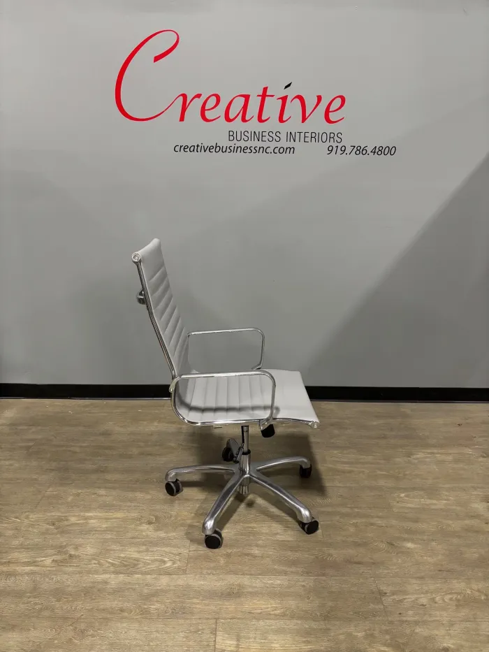 Woodstock High-Back Conference Chair - Image 2