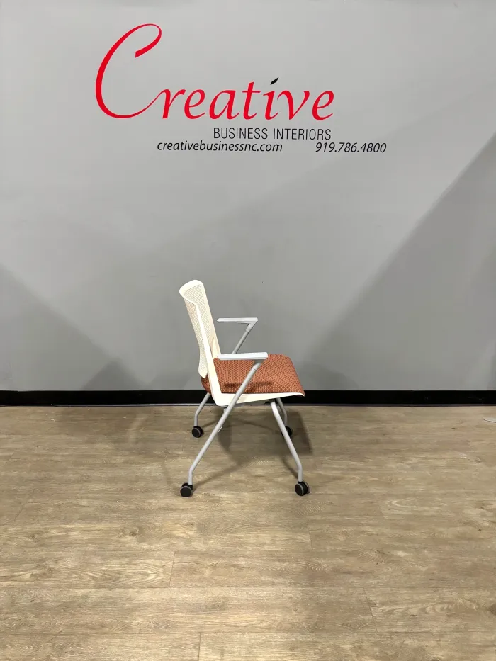 Haworth Very Nesting Chair - Image 2