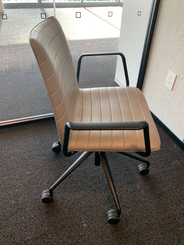 Andreu World Flex Conference Chair - Image 2